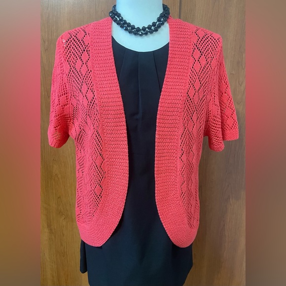 Bella, knitted / bolero / cardigan. In excellent condition, salmon pink color - Picture 3 of 8